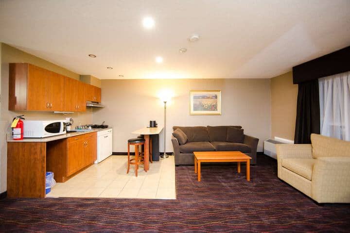 Room 25 of 52