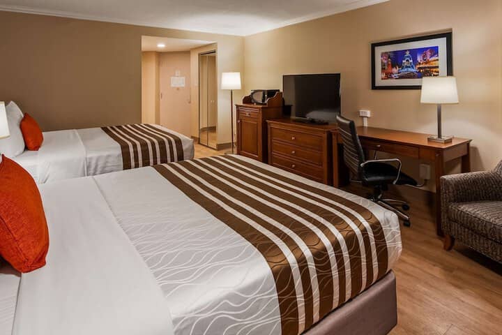 Room 16 of 42