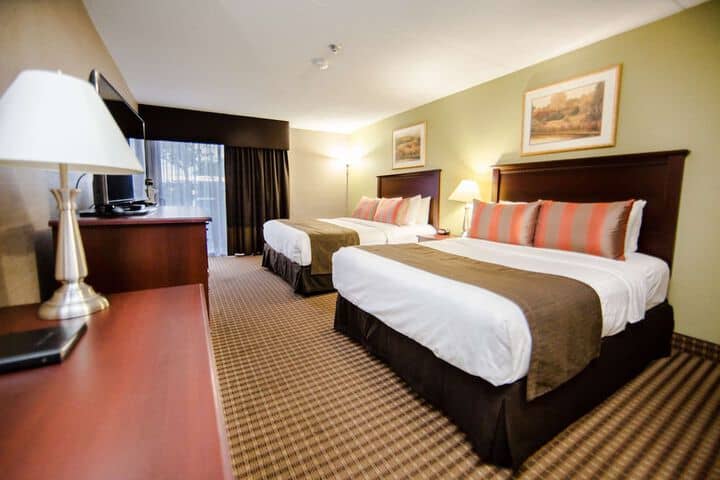 Room 10 of 52